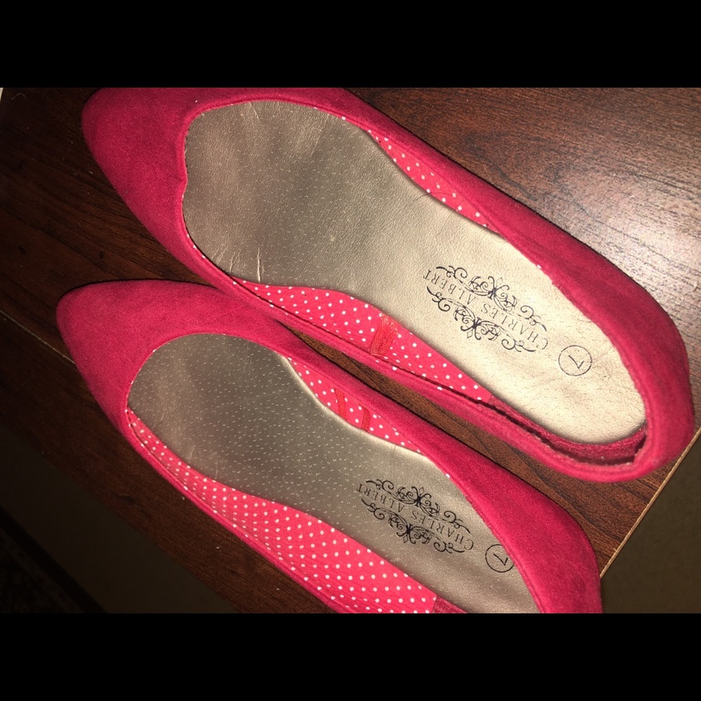 Red Pointed Flats